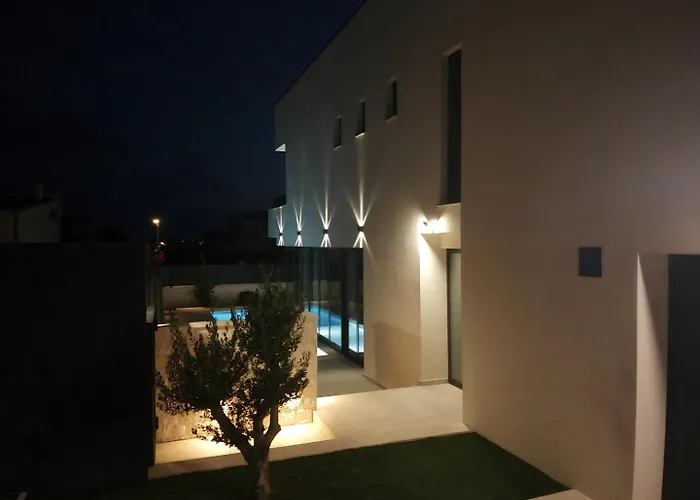 Willa New Restart Vrsi-mulo With Heated Pool And Sea View *