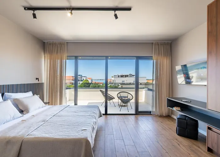 New Restart Vrsi-mulo With Heated Pool And Sea View