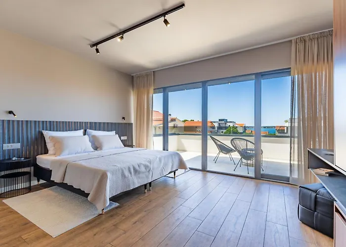 New Restart Vrsi-mulo With Heated Pool And Sea View Vrsi