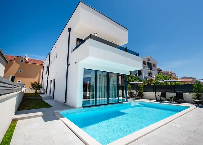 New Restart Vrsi-mulo With Heated Pool And Sea View Willa