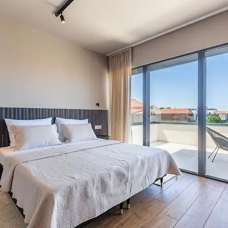 New Restart Vrsi-mulo With Heated Pool And Sea View Villa