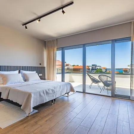 New Restart Vrsi-mulo With Heated Pool And Sea View Vrsi