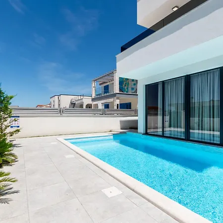 New Restart Vrsi-mulo With Heated Pool And Sea View *