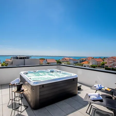 Restart Vrsi-mulo With Heated Pool,sea View And Jacuzzi * Vrsi