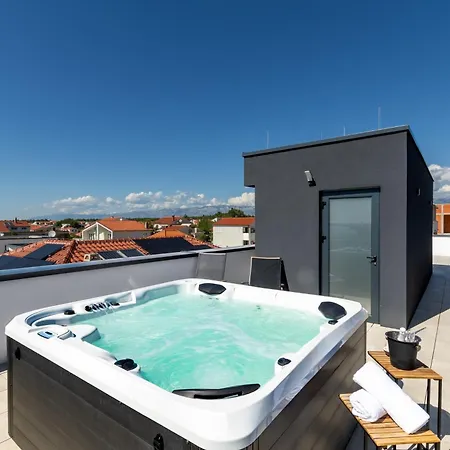 Restart Vrsi-mulo With Heated Pool,sea View And Jacuzzi Willa *
