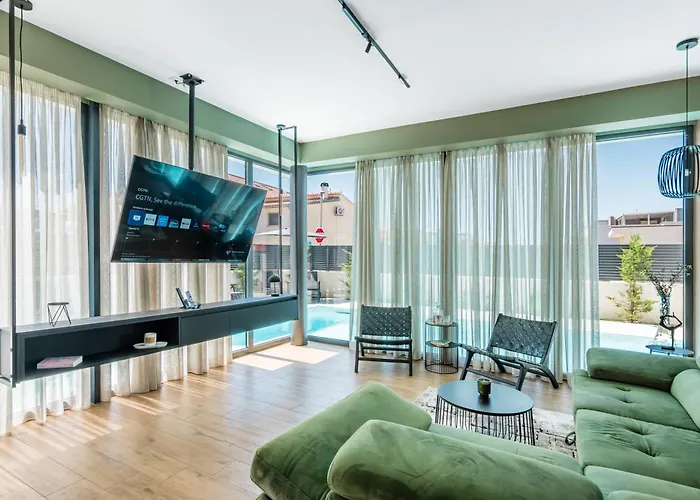 New Restart Vrsi-mulo With Heated Pool And Sea View *