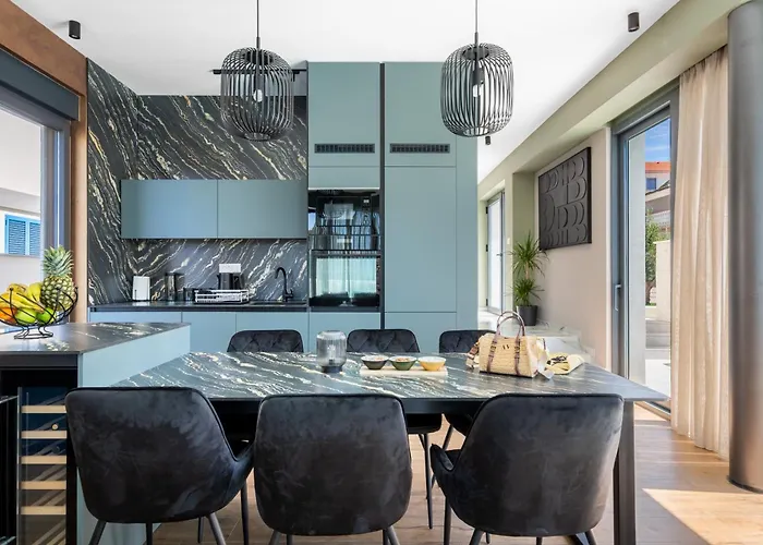 New Restart Vrsi-mulo With Heated Pool And Sea View